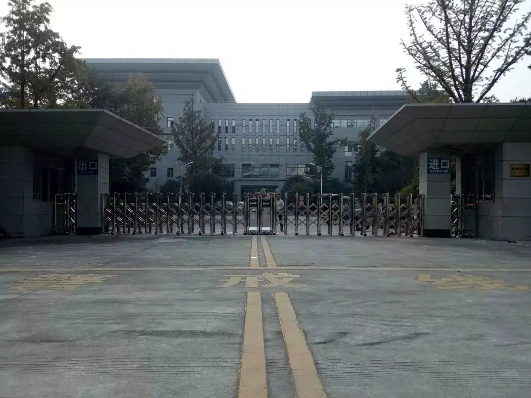 魏县魏县四川消防总队伸缩门
